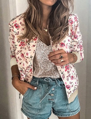 Image of Incredibly beautiful and cozy jacket with a floral pattern